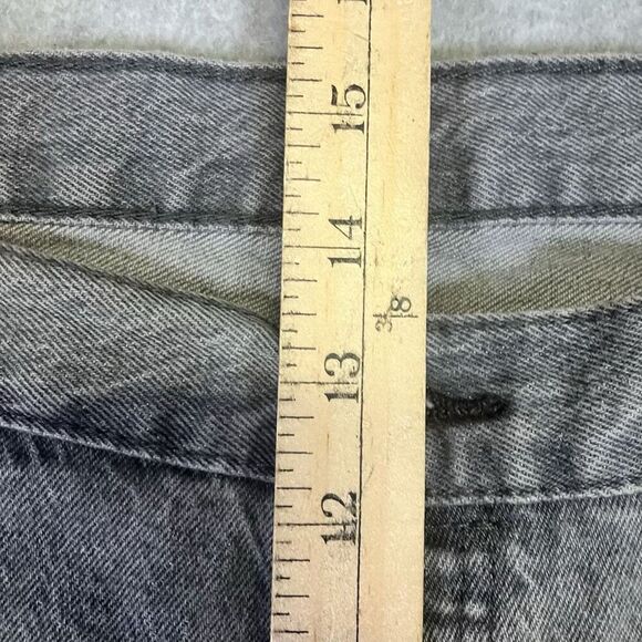 Levi's 501 Men's Size 42x30 Gray Straight Leg Jeans Relaxed Western Yellowstone - Picture 4 of 10